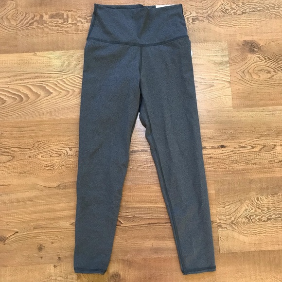 Aerie Move High Waisted 7/8 Pocket Gray Leggings - Picture 3 of 5